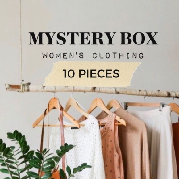 WOMENS MYSTERY BOX 10 ITEMS (Mixed Sizes) - Picture 1 of 1